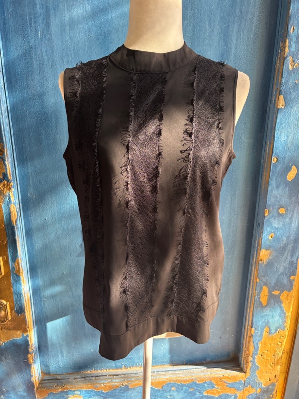 Sleeveless Black Fringe-Stripe Shell Top